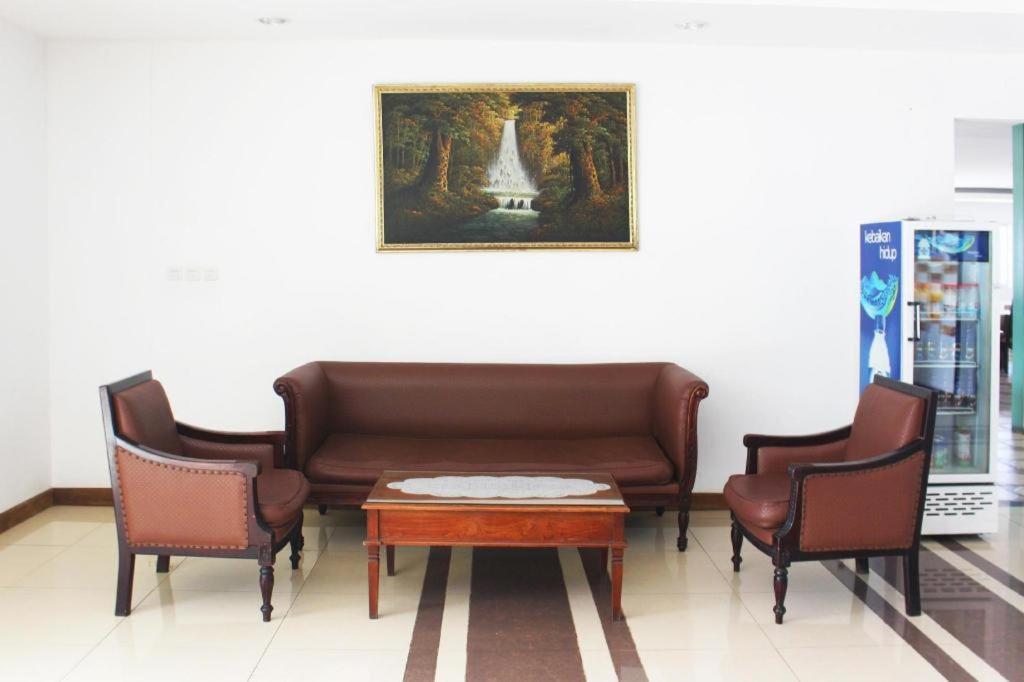 Graha Widjaja Hotel Puncak Buitenkant foto